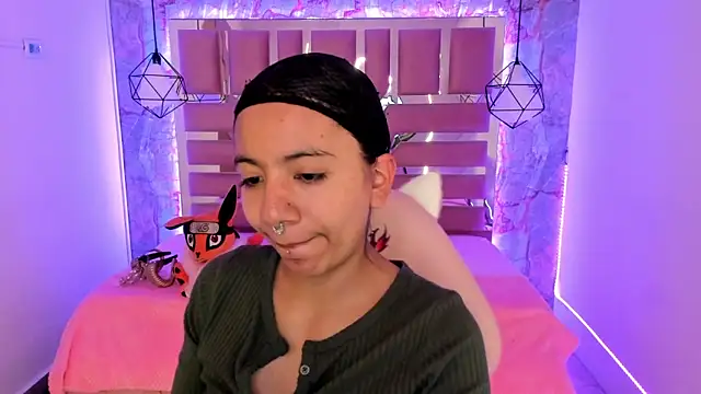 Nami usagi online show from 01/17/25, 12:31