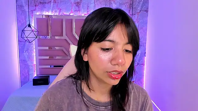 Nami usagi online show from 02/14/25, 03:58