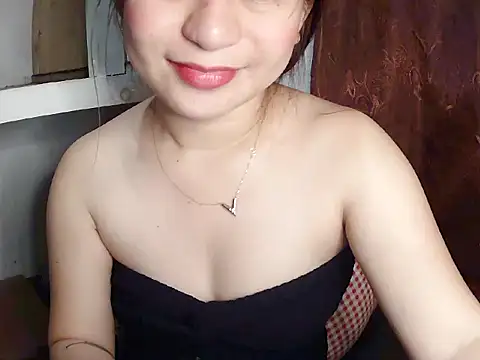 Snapshot of Mia_2022 chatting on 01/19/25, 05:49 Mia 2022 online show from 01/19/25, 05:49