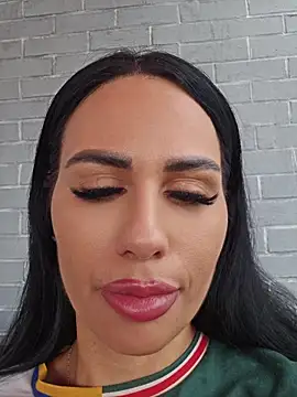 Lorettelorena online show from 07/20/26, 10:39