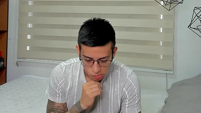 Snapshot of SIXXTOLOVE18 chatting on 02/08/26, 08:56 SIXXTOLOVE18 online show from 02/08/26, 08:56