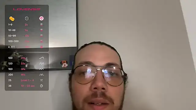 Snapshot of lucasgalacticman chatting on 09/28/25, 11:54 lucasgalacticman online show from 09/28/25, 11:54