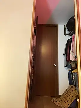 Snapshot of KateLatorre chatting on 02/23/25, 02:18 KateLatorre online show from 02/23/25, 02:18