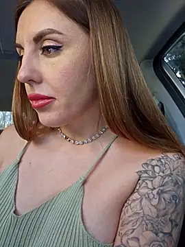 Snapshot of Kalli_Fornia chatting on 02/27/25, 12:23 Kalli Fornia online show from 02/27/25, 12:23