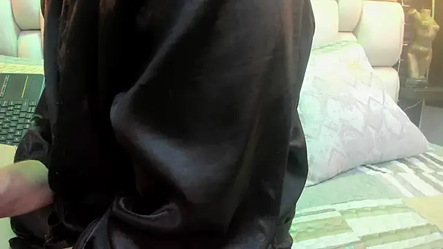 Salo Heaven online show from 12/15/25, 01:37