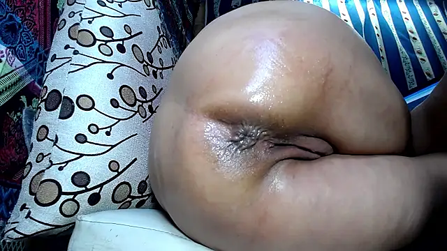 Vanessasweet2304 online show from 12/16/25, 11:54