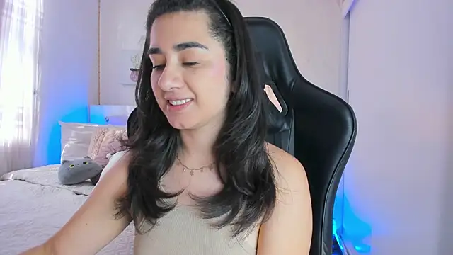 annadu011 online show from 03/16/25, 02:11