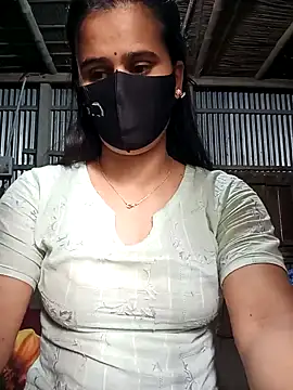 Snapshot of Sexy-Binita chatting on 02/05/25, 04:37 Sexy-Binita online show from 02/05/25, 04:37