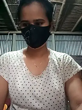 Snapshot of Sexy-Binita chatting on 02/18/25, 01:21 Sexy-Binita online show from 02/18/25, 01:21