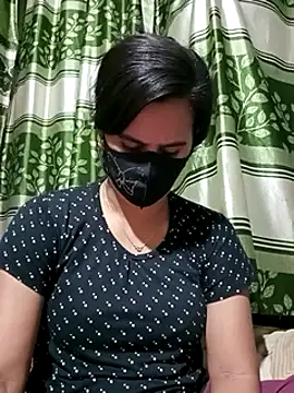 Snapshot of Sexy-Binita chatting on 02/24/25, 10:48 Sexy-Binita online show from 02/24/25, 10:48