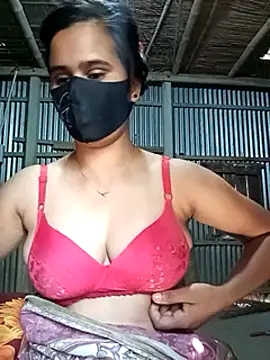 Snapshot of Sexy-Binita chatting on 03/07/25, 04:24 Sexy-Binita online show from 03/07/25, 04:24