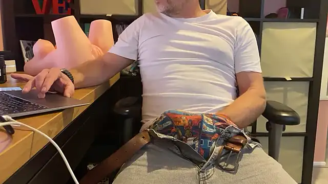 jimmi xxl online show from 12/17/25, 09:15