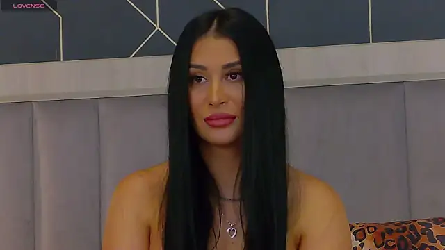 EmyLaveau online show from 01/28/25, 06:05