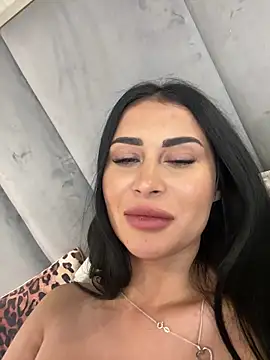 EmyLaveau online show from 02/12/25, 09:10