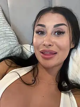 EmyLaveau online show from 02/24/25, 05:33