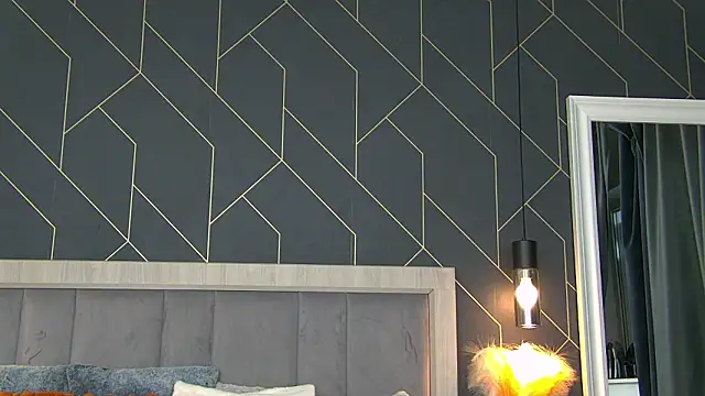 EmyLaveau online show from 03/19/26, 06:06