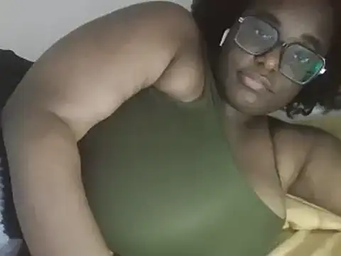 Snapshot of MissCC99 chatting on 03/22/25, 09:56 MissCC99 online show from 03/22/25, 09:56