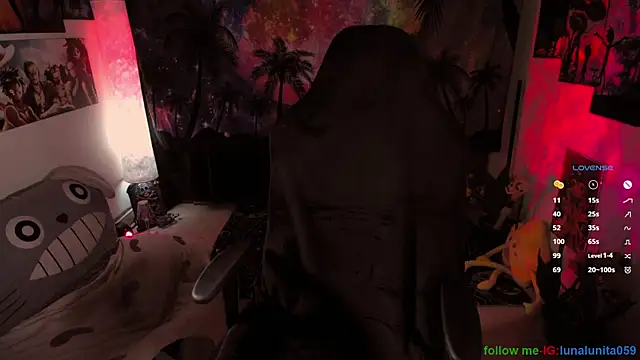 Snapshot of emma_luna59 chatting on 01/23/25, 12:14 emma luna59 online show from 01/23/25, 12:14