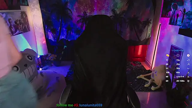 Snapshot of emma_luna59 chatting on 02/12/25, 02:03 emma luna59 online show from 02/12/25, 02:03