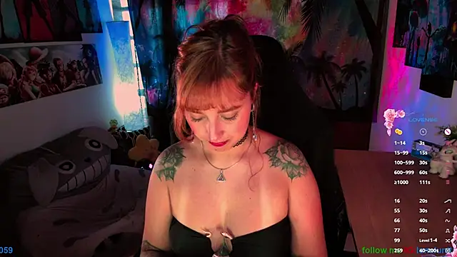 Snapshot of emma_luna59 chatting on 11/02/25, 05:59 emma luna59 online show from 11/02/25, 05:59