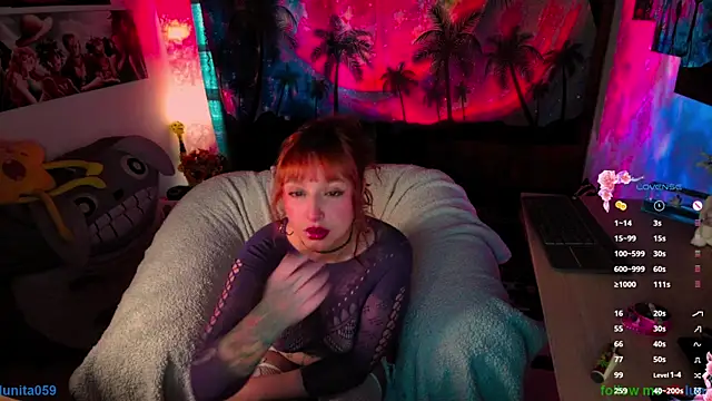 Snapshot of emma_luna59 chatting on 11/10/25, 08:19 emma luna59 online show from 11/10/25, 08:19