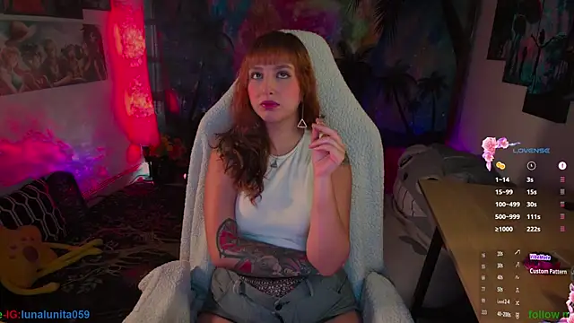 Snapshot of emma_luna59 chatting on 02/11/26, 11:37 emma luna59 online show from 02/11/26, 11:37