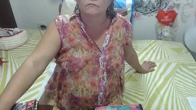 selenax2023 online show from 02/25/25, 01:09