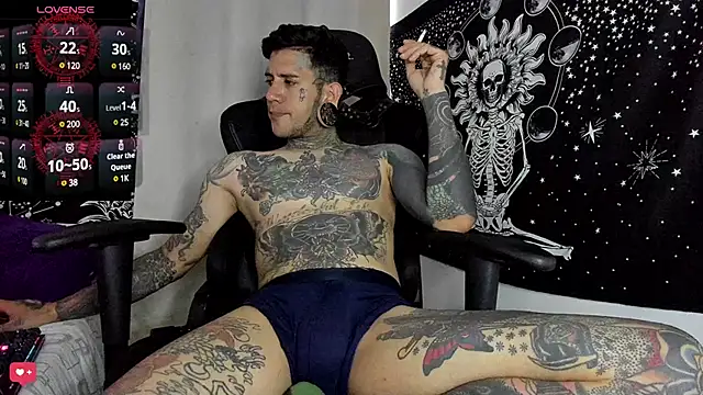 Snapshot of josh__ackerman chatting on 01/13/25, 12:45 josh ackerman online show from 01/13/25, 12:45