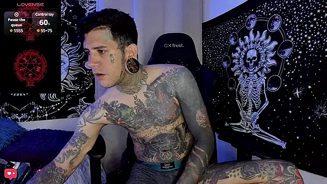 Snapshot of josh__ackerman chatting on 01/21/25, 01:18 josh ackerman online show from 01/21/25, 01:18