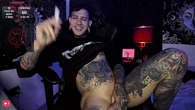 Snapshot of josh__ackerman chatting on 03/10/25, 06:01 josh ackerman online show from 03/10/25, 06:01