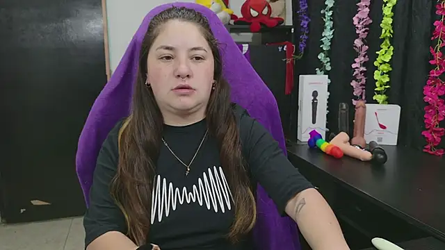 Snapshot of ann_bronw chatting on 01/19/26, 11:25 ann bronw online show from 01/19/26, 11:25