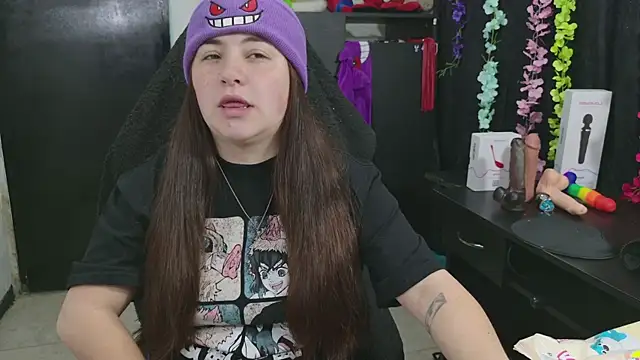 Snapshot of ann_bronw chatting on 02/13/26, 11:39 ann bronw online show from 02/13/26, 11:39