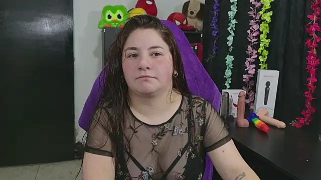 Snapshot of ann_bronw chatting on 02/19/26, 11:39 ann bronw online show from 02/19/26, 11:39