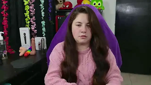 Snapshot of ann_bronw chatting on 02/20/26, 11:32 ann bronw online show from 02/20/26, 11:32