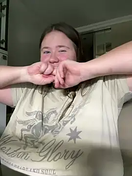 remirann  online show from 12/28/24, 09:51