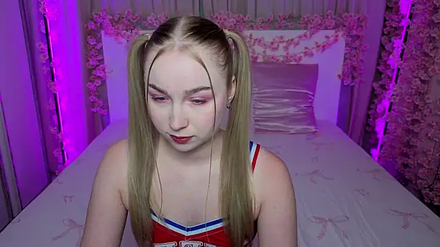 LilyStarlight online show from 06/29/26, 03:46
