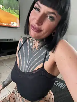 Snapshot of InkedBiitch chatting on 03/11/25, 03:56 InkedBiitch online show from 03/11/25, 03:56