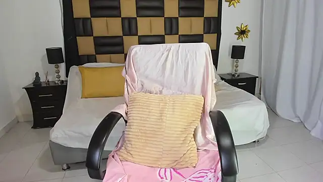 BarbieKano online show from 11/13/25, 11:25