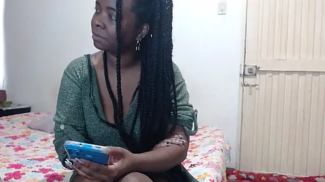 hot and naughty latin online show from 11/07/25, 11:54