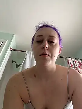 Snapshot of ursluttygf chatting on 02/14/26, 04:48 ursluttygf online show from 02/14/26, 04:48