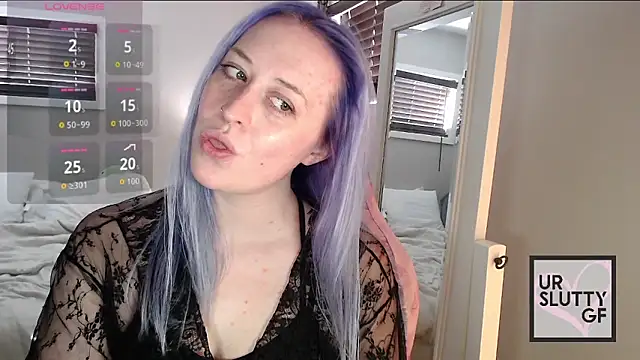 Snapshot of ursluttygf chatting on 02/24/26, 04:38 ursluttygf online show from 02/24/26, 04:38