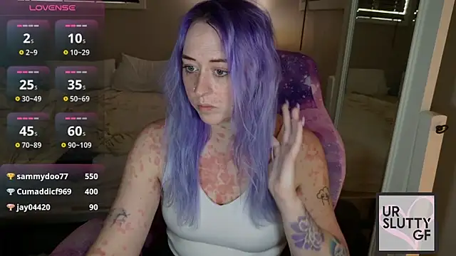 ursluttygf online show from 04/19/26, 04:39