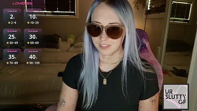 ursluttygf online show from 05/22/26, 06:24