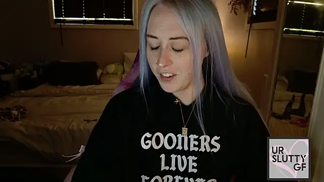 ursluttygf online show from 06/06/26, 07:07