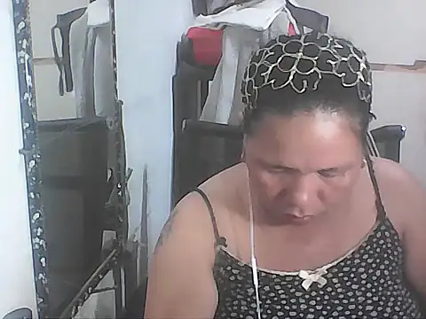 Snapshot of hotwet_mama4uxx chatting on 02/10/26, 10:30 hotwet mama4uxx online show from 02/10/26, 10:30