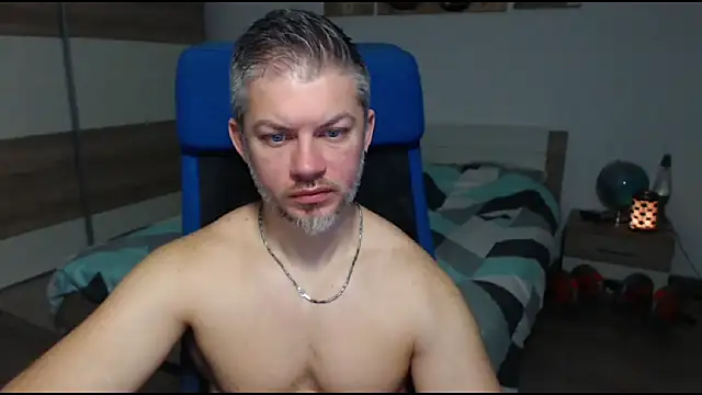 Snapshot of RobbyShawz chatting on 01/03/25, 05:28 RobbyShawz online show from 01/03/25, 05:28