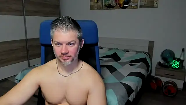 Snapshot of RobbyShawz chatting on 01/13/25, 05:33 RobbyShawz online show from 01/13/25, 05:33