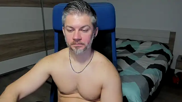 Snapshot of RobbyShawz chatting on 01/16/25, 11:26 RobbyShawz online show from 01/16/25, 11:26