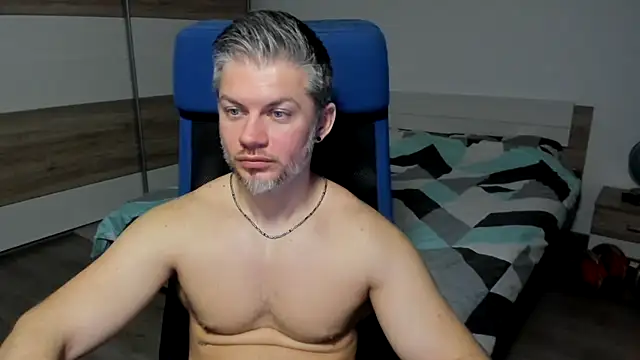 Snapshot of RobbyShawz chatting on 01/22/25, 10:29 RobbyShawz online show from 01/22/25, 10:29