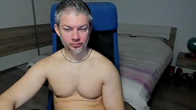Snapshot of RobbyShawz chatting on 01/29/25, 05:40 RobbyShawz online show from 01/29/25, 05:40